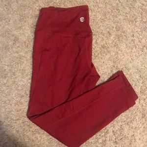 Red crop leggings (mid shin)